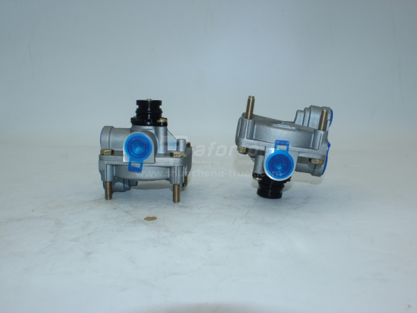 Клапан ускорительный SHAANXI X3000/X5000/X6000/L3000 0105 Pener