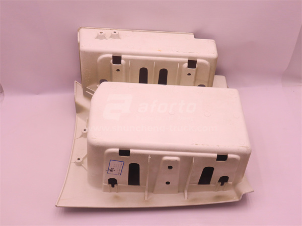 Щиток подножки SHAANXI X6000 левая (оригинал)