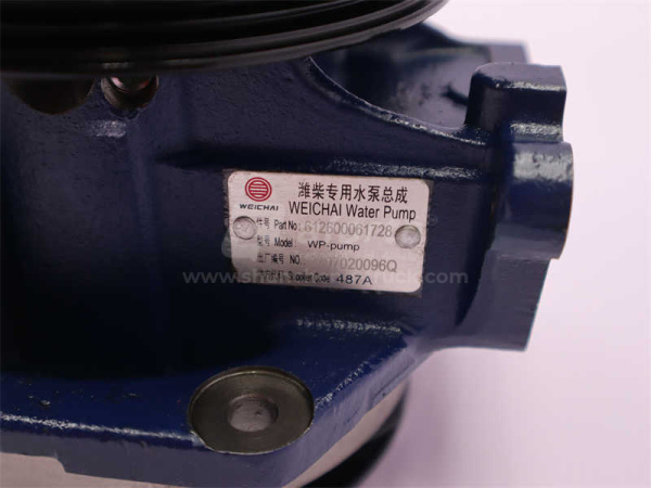 Помпа 1728/1403 WP10 8PK Автобус (оригинал)