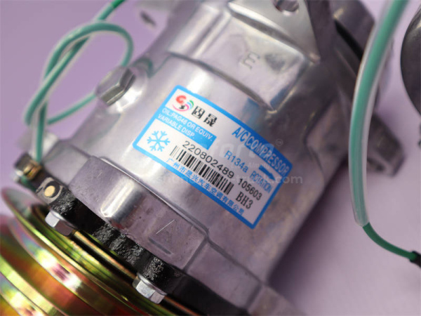 Компрессор кондиционера HOWO под (2 роточка) R134A (хорошее качество)