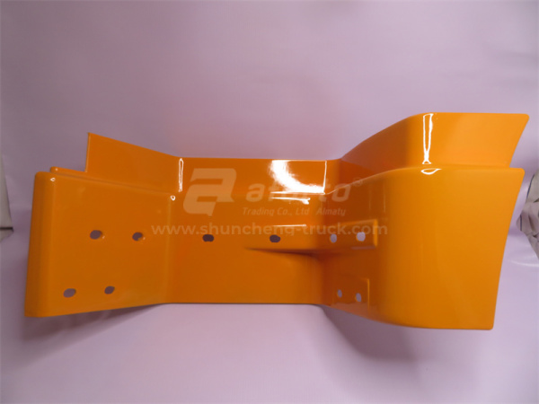 Щиток подножки SHAANXI M3000 (самосвал) левая новая модель