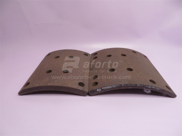 Накладка колодки тормозной SHAANXI F2000/3000 задней 220*235 8/10 отв QINYAN