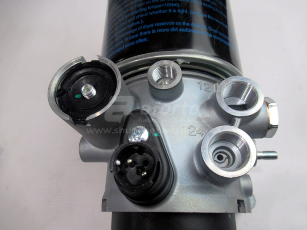 Осушитель воздуха 10,5 bar с подогревом и регулятором IVECO LA8125