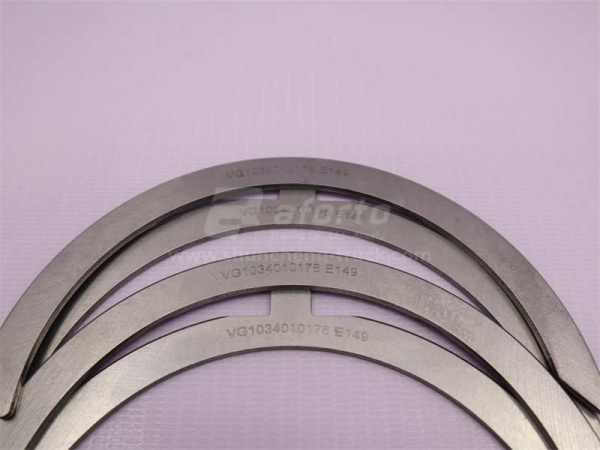 Полукольца вкладышей коленвала D10 (оригинал)