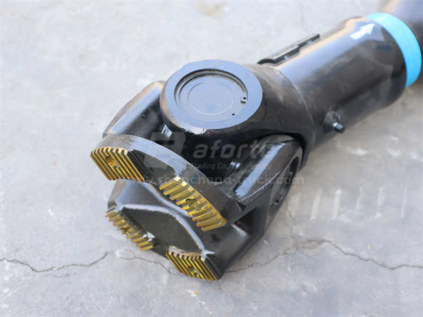 Кардан 1720мм фланец-180 крестовина-68 отв.-4 SHAANXI X3000/F2000 (оригинал)