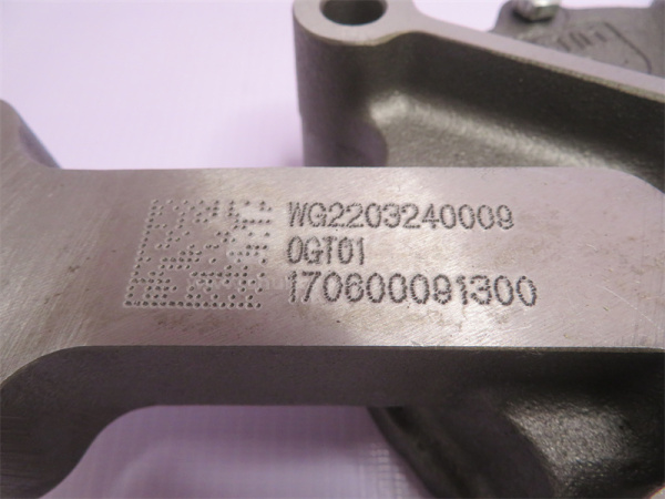 Насос масляный КПП SINOTRUK новый модель