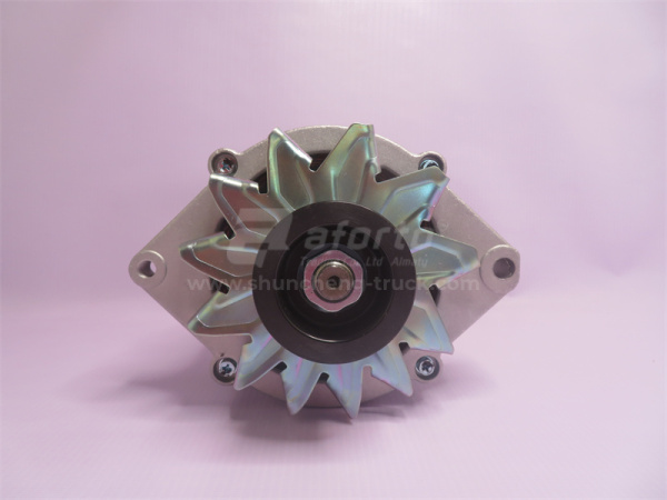 Генератор 8PK SHANGCHAI D6114B 70A  XINMENGWEI