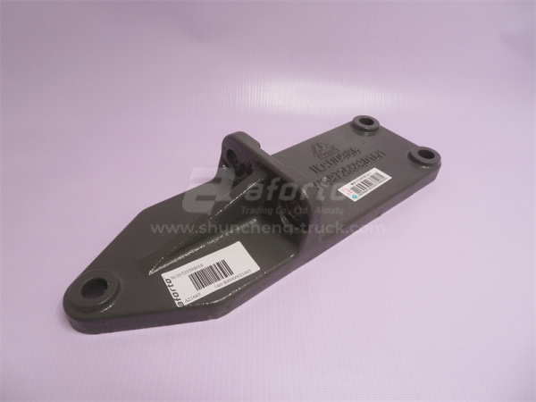 Кронштейн подушки двигателя HOWO 2010 задней 16мм (оригинал)