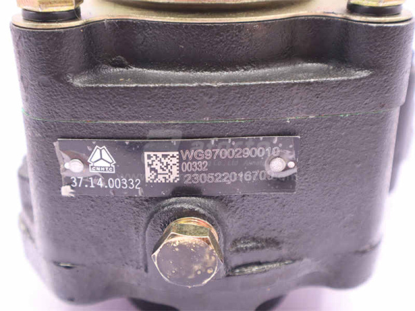 Коробка отбора мощности (для КПП HOWO) (оригинал)