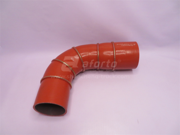 Патрубок интеркулера HOWO 2013 QINYAN