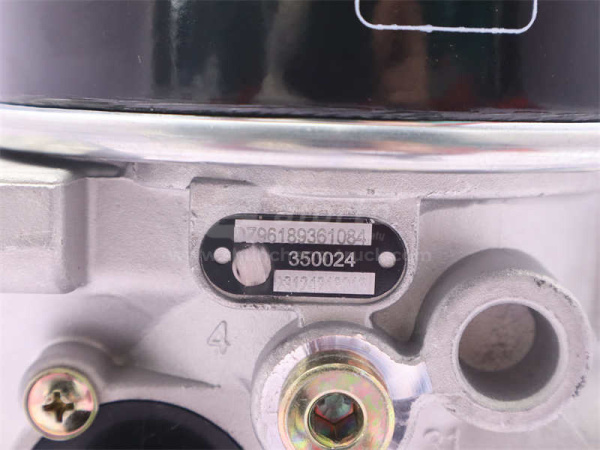 Осушитель воздуха SHAANXI X3000/L3000 в сборе с предохранительным клапа