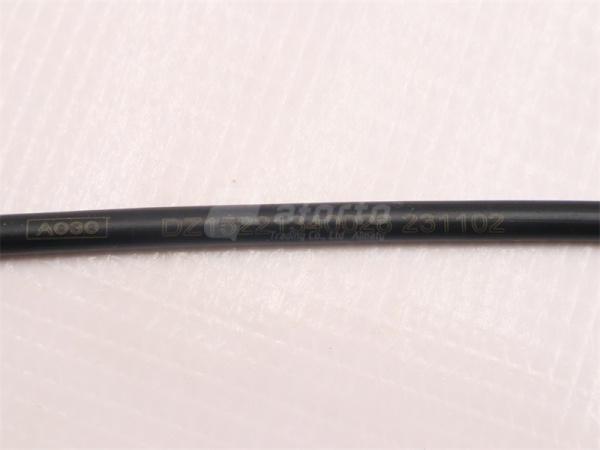 Тяга замка двери кабины SHAANXI M3000 правой