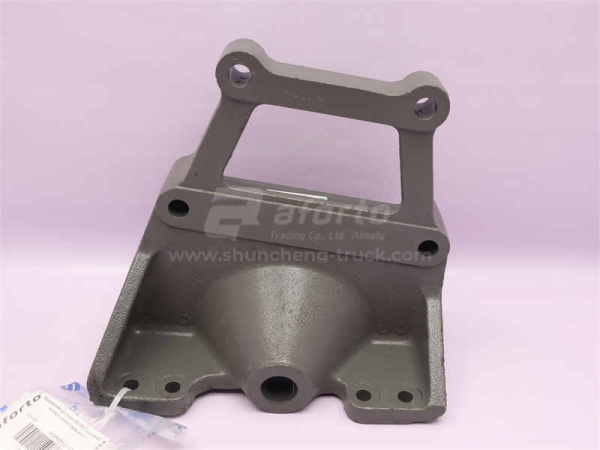 Кронштейн рессоры HOWO передней задний левый (оригинал)