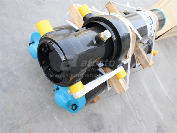 Гидроцилиндр подъема кузова 180*4280 WBL