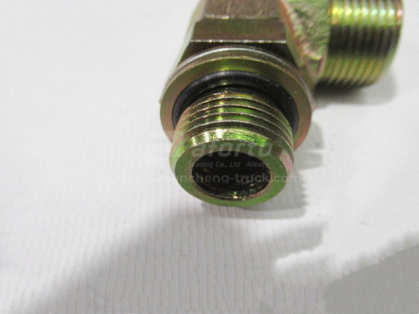 Фитинг воздушный Г-образный ГУР SHAANXI X5000/X6000 (оригинал)