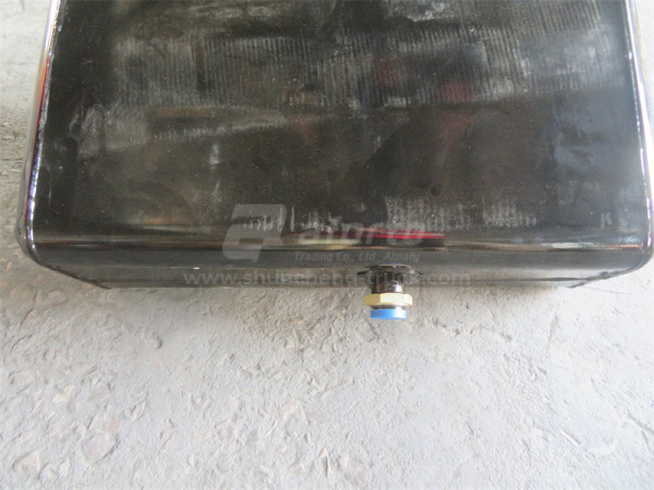 Бак гидравлики HOWO 70T (самосвал)