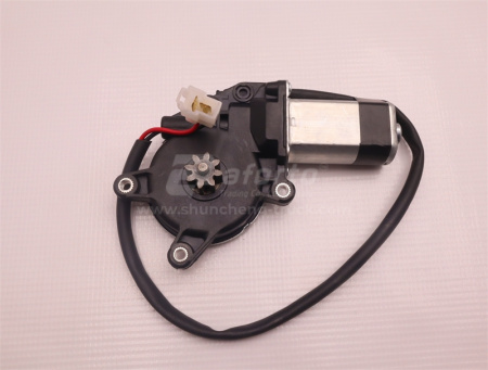 Электродвигатель стеклоподъёмника 4 отверстия HOWO 7A  правый