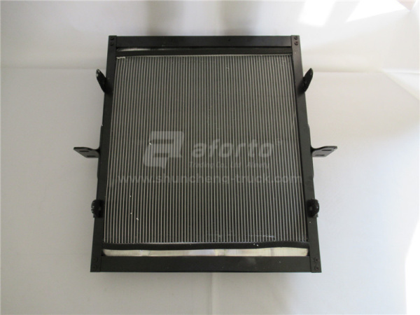 Радиатор охлаждения HOWO A7 пластмассовый