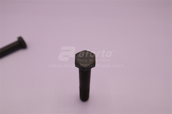 Болт 12*70*1.5 картер маховика WP13