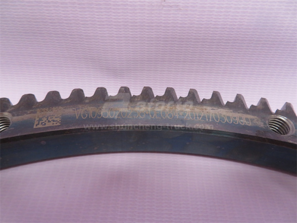 Венец маховика WD615 Z = 136 (HOWO) (хорошее качество)