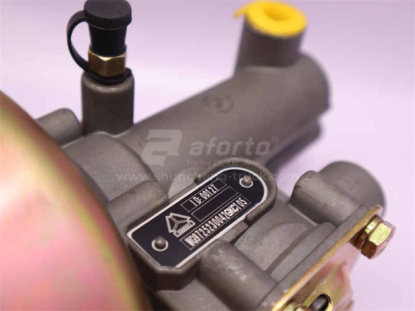 Цилиндр сцепления рабочий (ПГУ) HOWO A7 D = 102 XINZHONGNAN (оригинал)