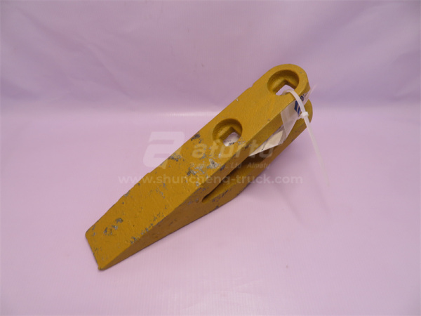 Зуб ковша средний XCMG ZL50G старая модель (хорошее качество)