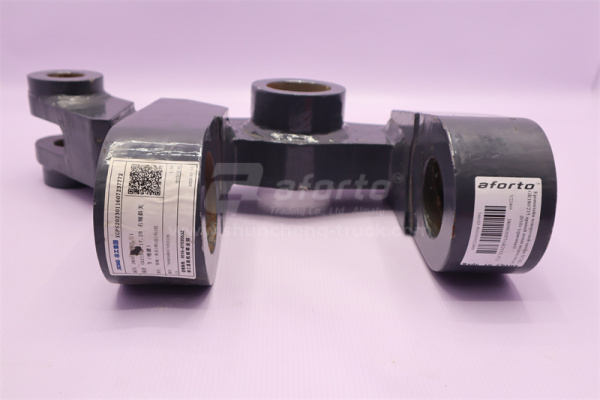 Кронштейн поворотной цапфы XCMG GR180/215 правый новая модель после 2010г (оригинал)