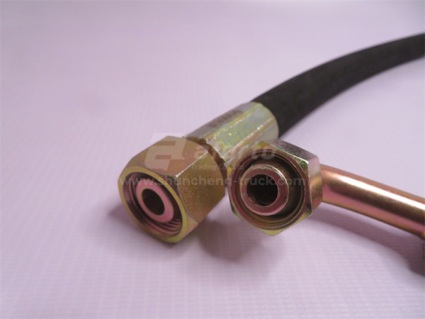 Шланг ГУР на насос SHAANXI L = 65см. (оригинал)