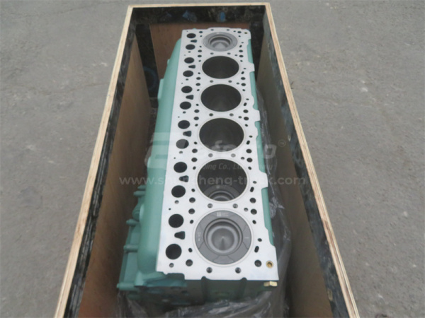 Блок двигателя в сборе SINOTRUK D12 420л.с (шорт блок) LAIYANGZHONGYAO