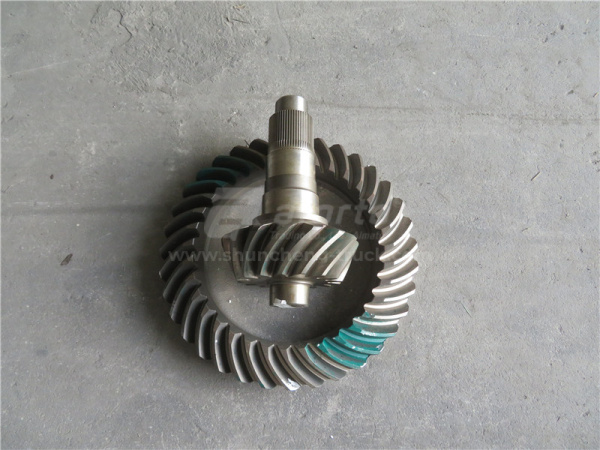 Коническая пара HOWO 70T AC26 среднего моста 16:35/8.51