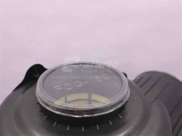 Картер фильтра воздушного HOWO 2016 пластмассовый 1820 (оригинал)