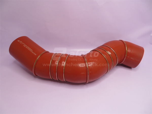 Патрубок интеркулера SHAANXI F2000 5401 QINYAN