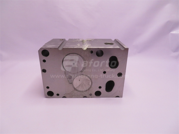 Головка блока WD615 в сборе с клапанами