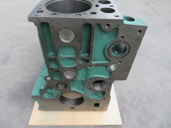 Блок двигателя WD615 Euro II 2 клапанов LAIYANGZHONGYAO