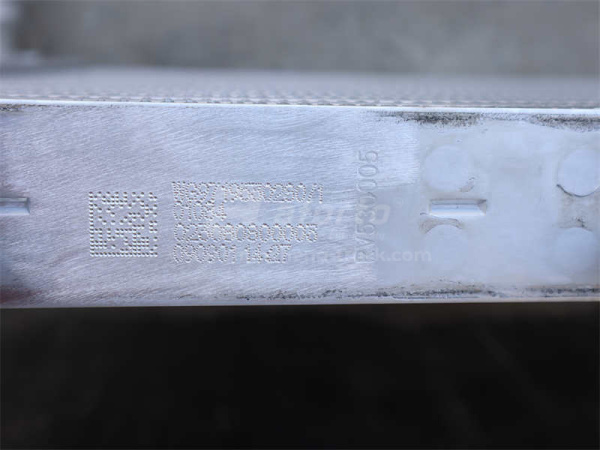 Радиатор интеркулера HOWO 0280 (оригинал)