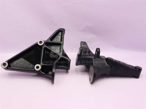 Кронштейн генератора WP12 0249 (оригинал)