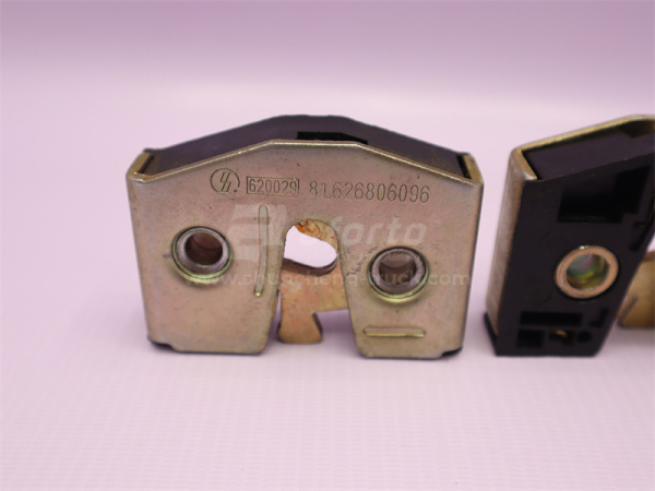 Замок двери SHAANXI F2000 защелка правой (оригинал)