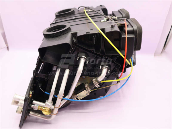 Печкa SHAANXI F2000 в сборе 1101