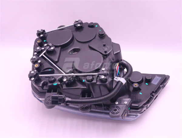 Фара HOWO A7 LED правая HFX