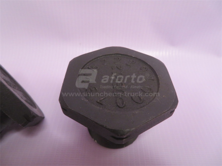 Болт 42*40*1.5 КПП HW18709/TX380/TX400/TX440 фланца выходного вала