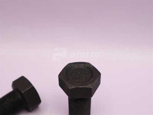 Болт 20*40*1.5 кронштейн гидроусилителя рулевого управления SHAANXI F2000/X3000 (оригинал)