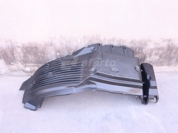 Брызговик SITRAK C7H тягач переднего колеса черная левый