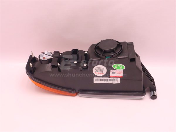 Фара HOWO  TX/SITRAK противотуманная низкий белый левая BOCO