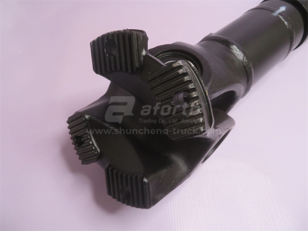 Кардан 720мм фланец-180 крестовина-57 отв4 SHAANXI X3000/F3000/M3000 AFORTO