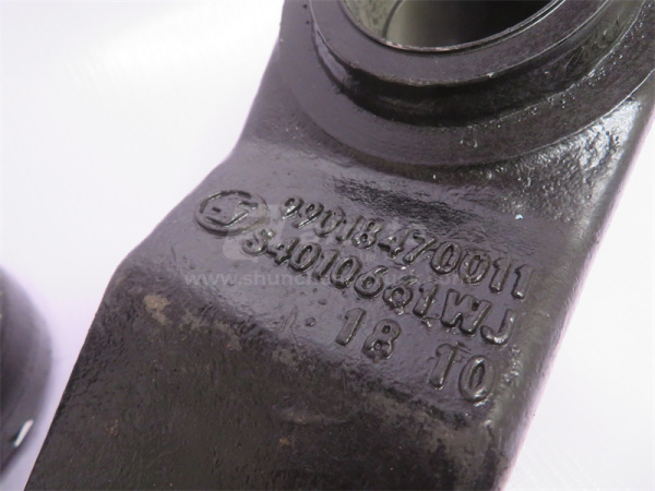 Сошка кронштейна рулевых тяг второго моста SHAANXI F2000 8*4 (оригинал)