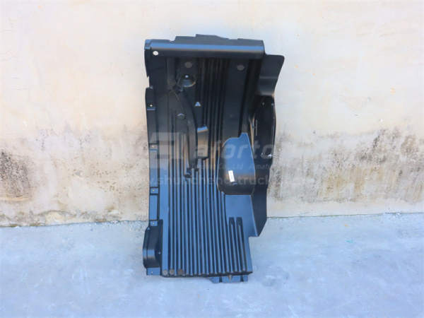 Брызговик HOWO TX переднего колеса левый (оригинал)