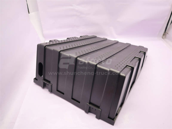 Крышка аккамулятор SHAANXI X3000/M3000/F3000 (оригинал)