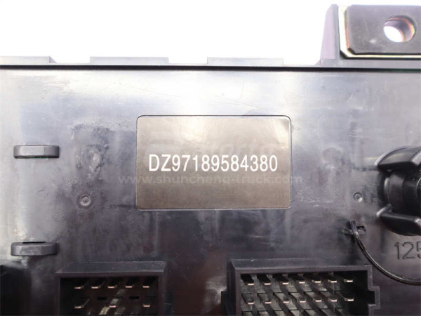 Блок предохранителей SHAANXI X3000 4380