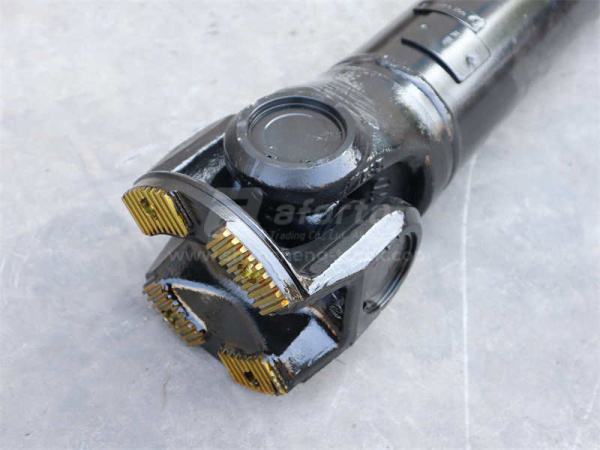 Кардан 1840мм фланец-180 крестовина-68 отв.-4 SHAANXI X3000 (оригинал)