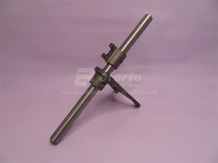 Вал КПП 1/2 передачи HW19710/15710/18710 в сборе с вилка